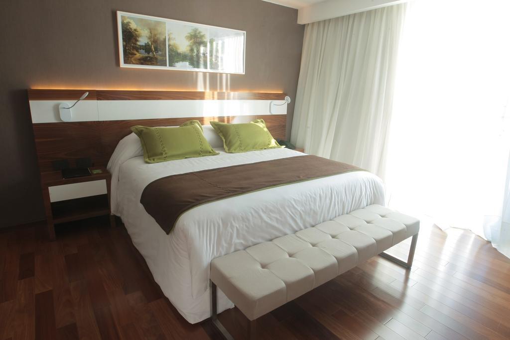 Yrigoyen 111 Hotel Córdoba Exteriér fotografie
